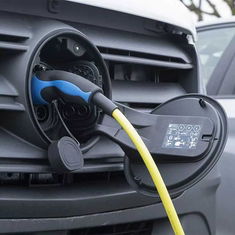 installation borne recharge voiture électrique normandie bretagne