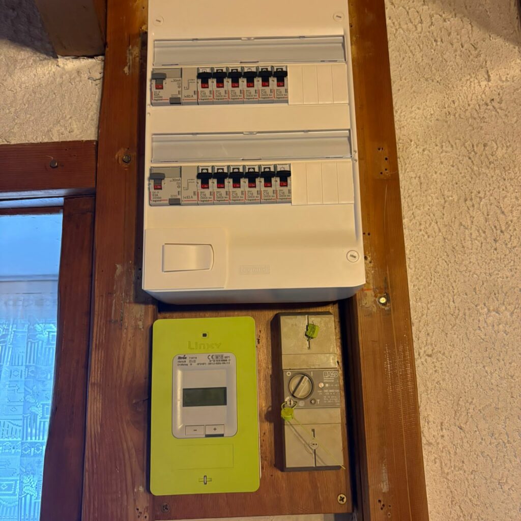 Installation tableau électrique secteur Quettehou : Image après