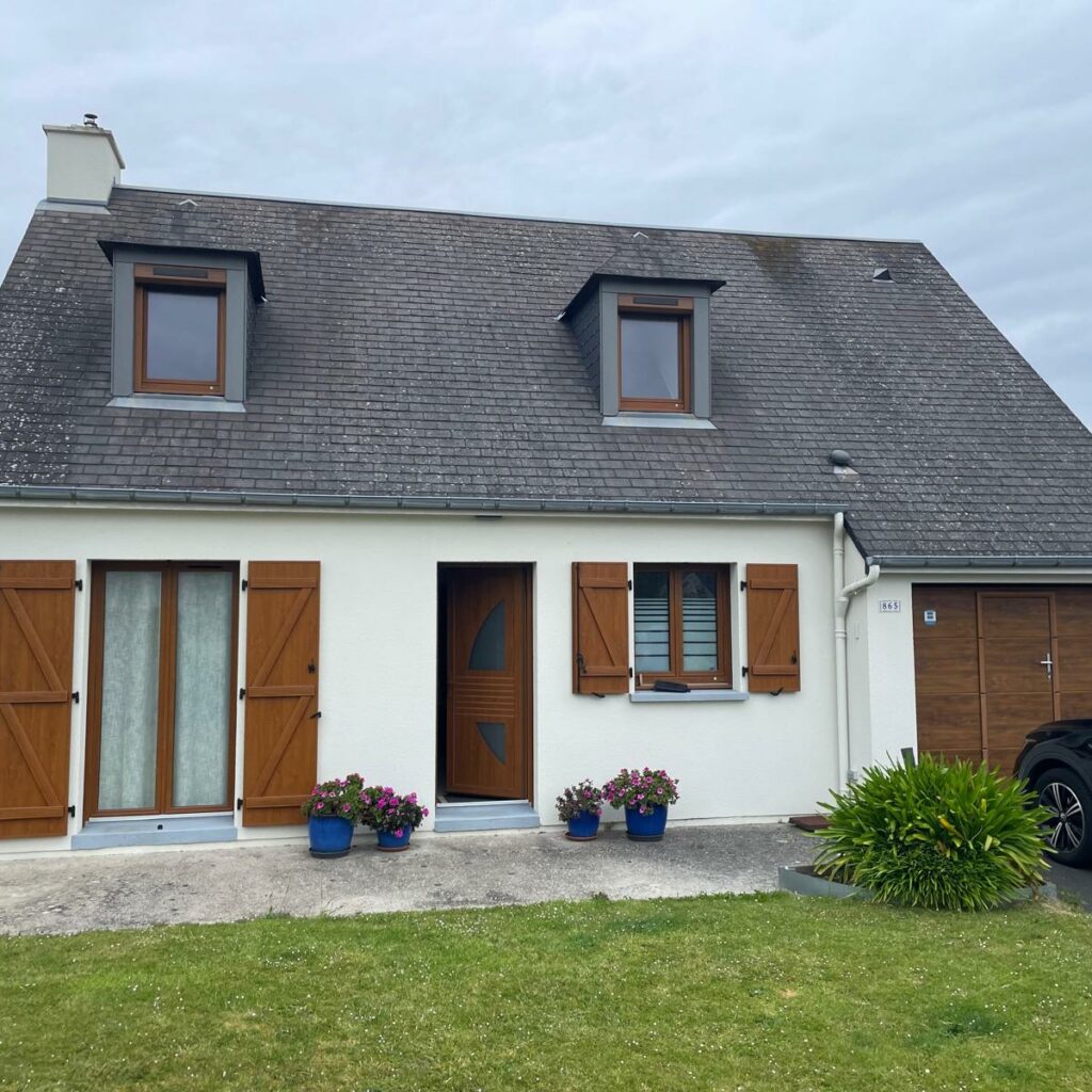 Nettoyage de toiture et peinture à Cherbourg : Image avant
